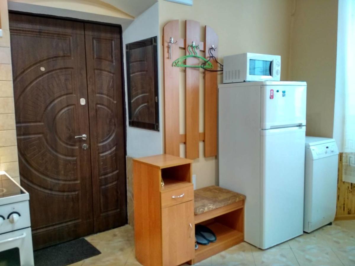 Apartment On Virmens'Ka Street ลวีฟ ภายนอก รูปภาพ